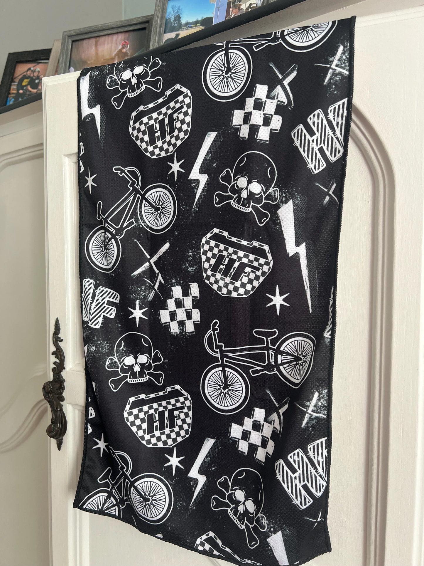 Hellfire BMX Cooling towels limited edition